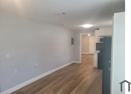 1320 S Oleander Ave #1 — Photo 11