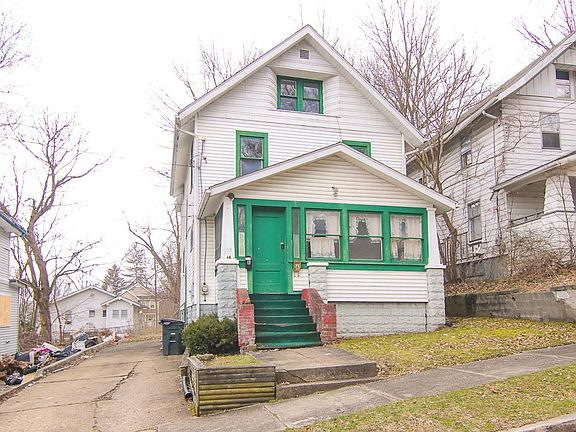 2nd image of 712 Roselle Ave #1DN