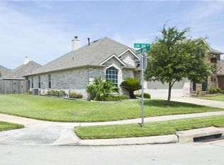 11954 Leaf Oak Dr, Houston, TX 77065