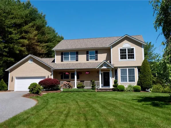 228 Laurel Ridge Ln, North Kingstown, RI 02852