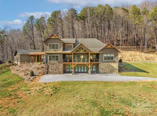 1905 Pigeon Rd, Waynesville, NC 28786
