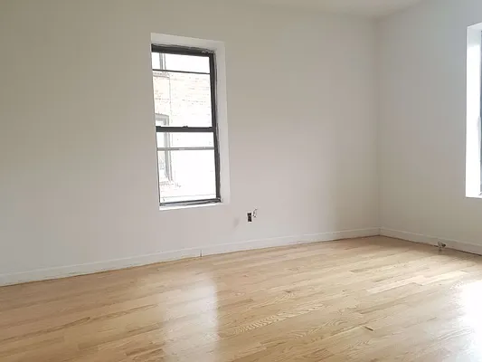 Rented by Zuz Realty | media 23