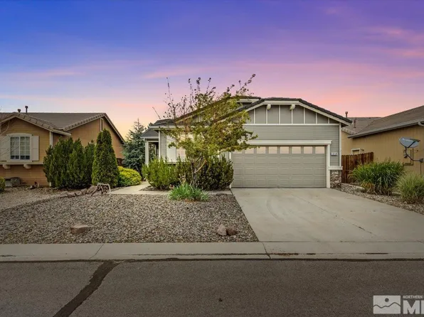 318 Torrey Pines Dr, Dayton, NV 89403
