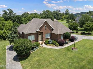 208 High Pointe Village Way, Kingston, TN 37763
