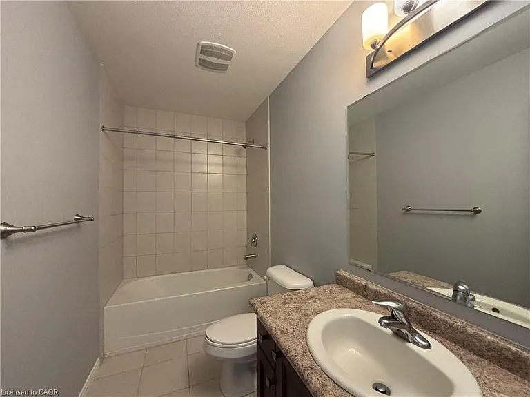 60 Netherwood Rd — Photo 20