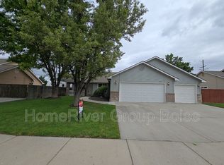 2020 W Pebblestone St, Meridian, ID 83646