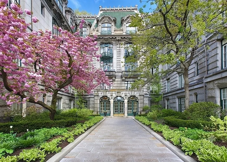 1514 Beacon St #36F