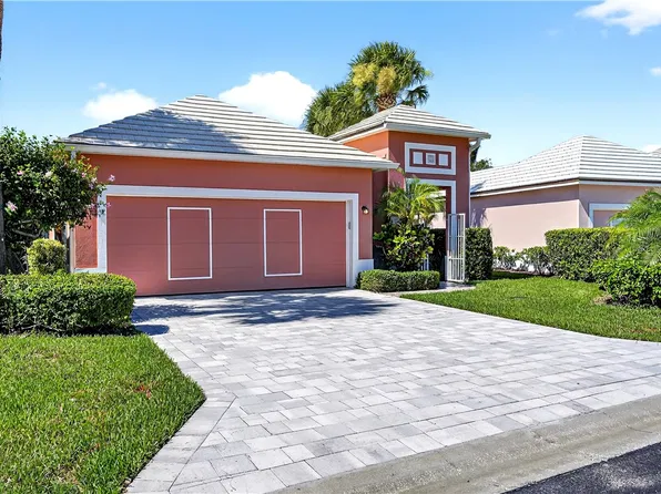 1380 Saint Catherines Cir, Vero Beach, FL 32967