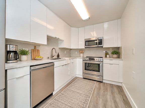 2nd image of 425 S Willaman Dr APT 307