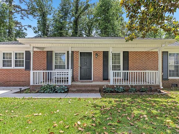2nd image of 3 Lee Ct
