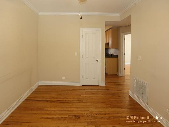 3rd image of 1210 W Waveland Ave #2CC