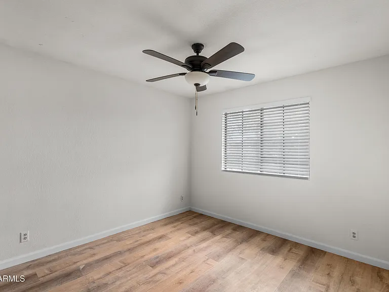 1143 N Ironwood Ct — Photo 12
