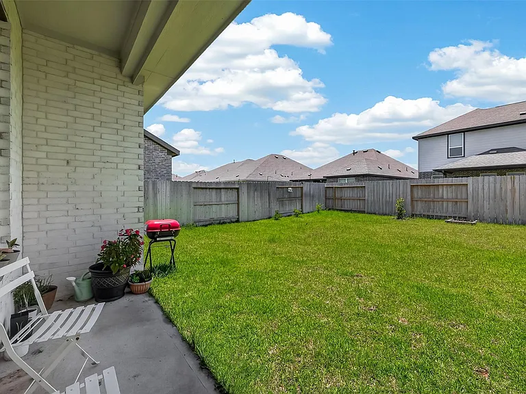 26327 Yellow Sage Ln — Photo 32