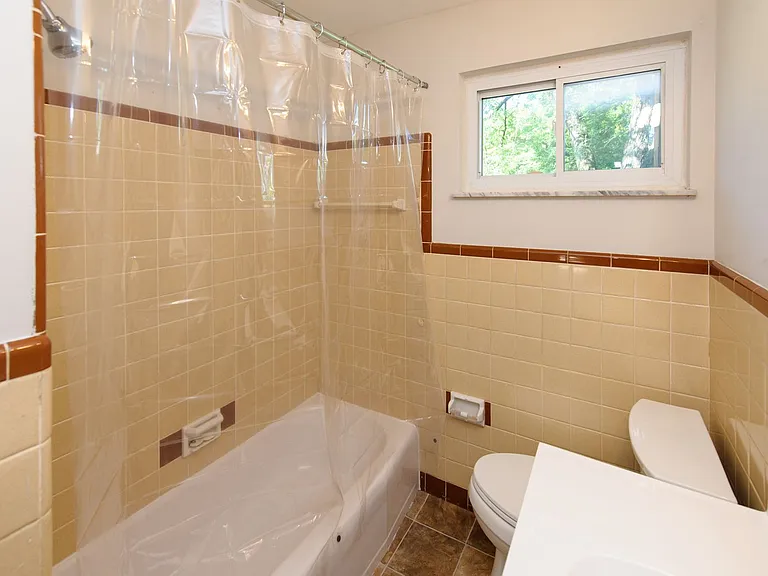 2656 Royal Glen Dr — Photo 26