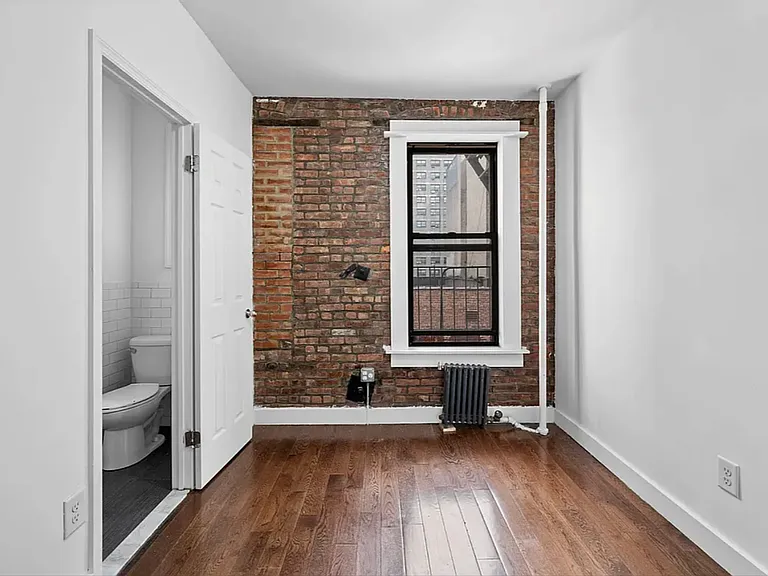 74 Forsyth St #7 — Photo 8