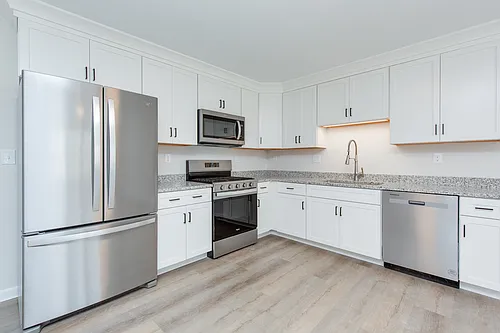 60 Sherburne Ave #3 Photo 1