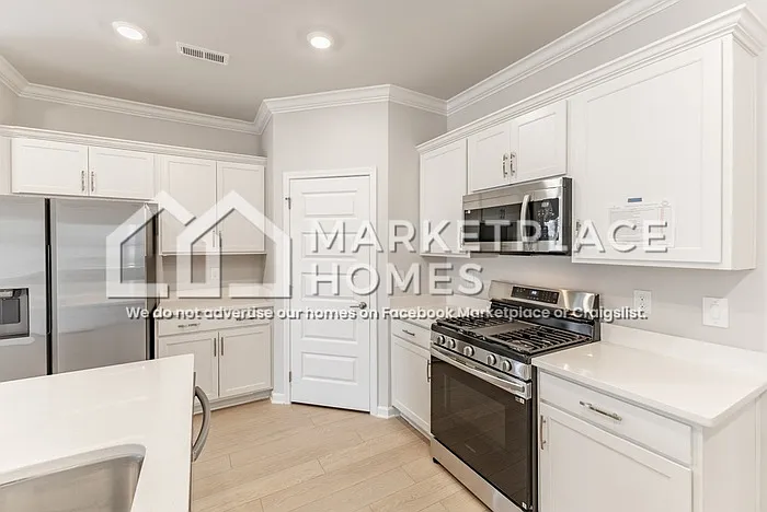 206 Stockyard Cir — Photo 5