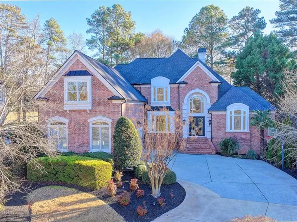 7970 Saint Marlo Fairway Dr, Duluth, GA 30097
