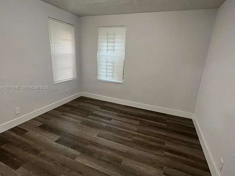 5703 Avenue B — Photo 7