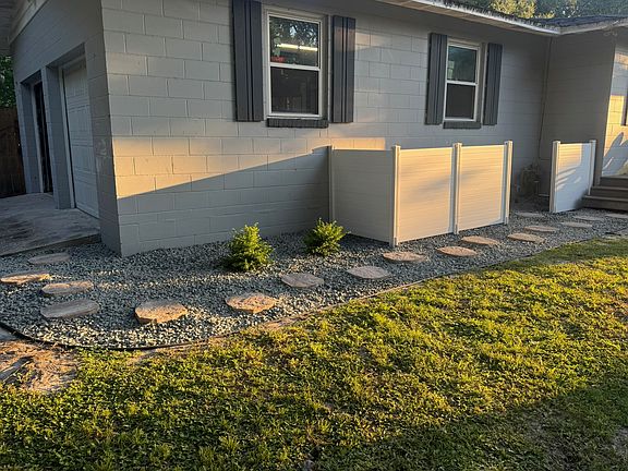 2nd image of 3705 SW 6th Pl