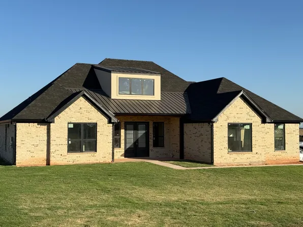 659 Bell Rd S, Iowa Park, TX 76367