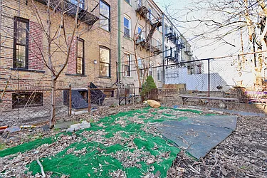 Rented by Nolita Group