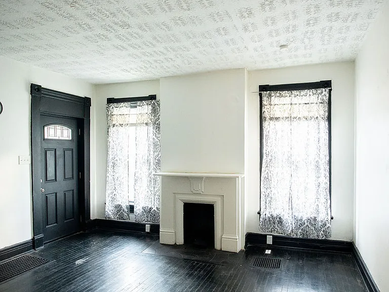 415 Brightwood Ave — Photo 7