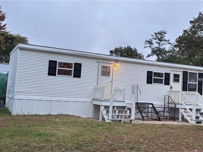 245 Manton St, Pawtucket, RI, 02861