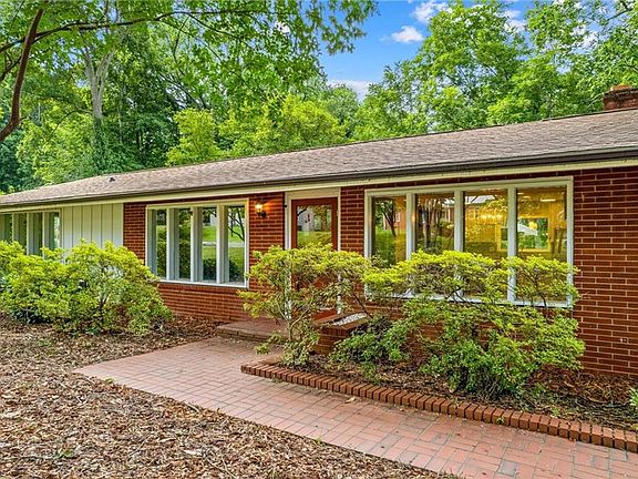 2nd image of 1221 Forestdale Dr