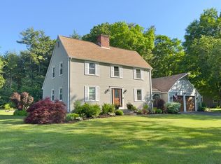 169 Pomeroy Meadow Rd, Southampton, MA 01073