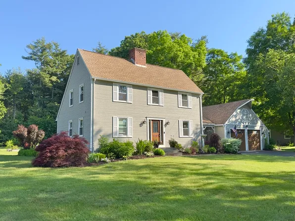 169 Pomeroy Meadow Rd, Southampton, MA 01073