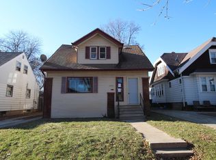 3065 N 44th St, Milwaukee, WI 53210