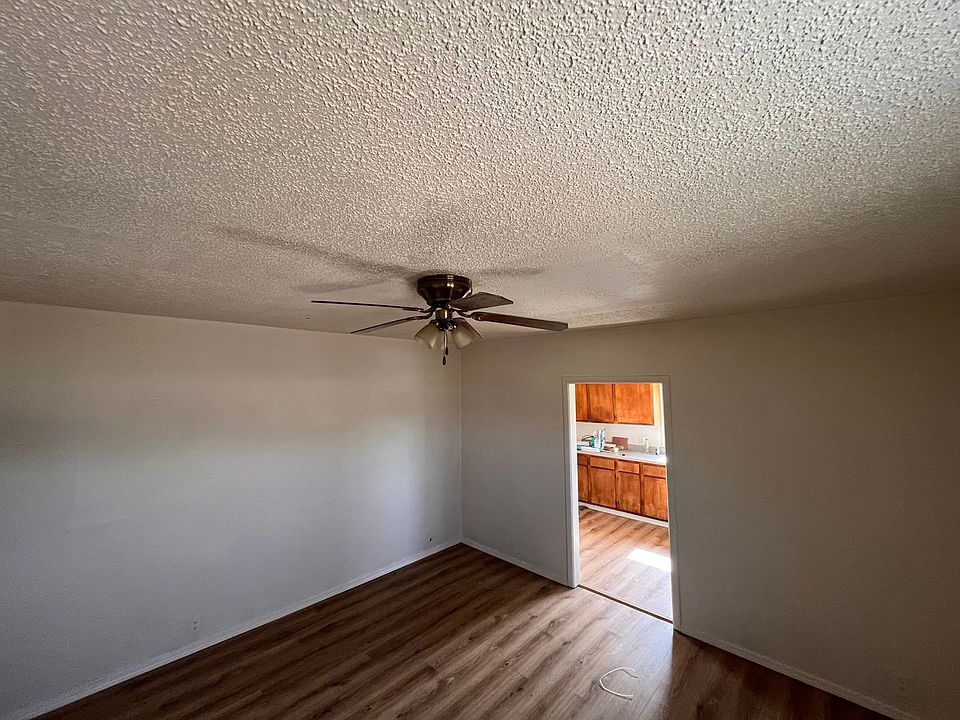 2nd image of 1501 W 1st St