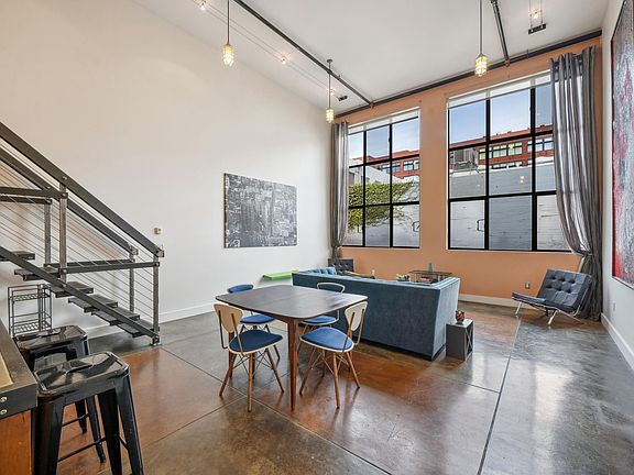 4th image of 1 Clarence Pl Unit 6