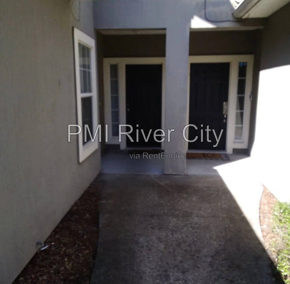 2 bed, 2.5 bath, 1328 sqft, $1,550 — Photo 2