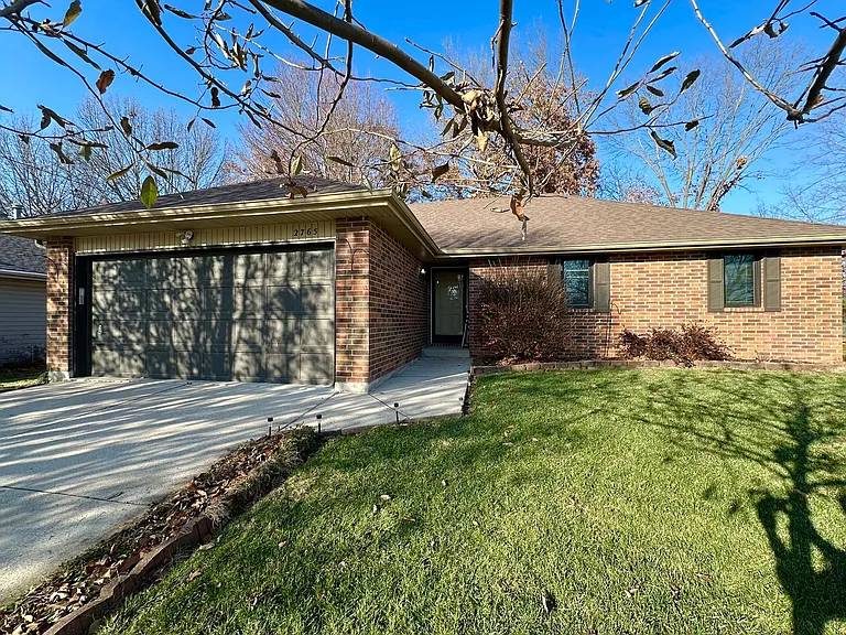 2765 E Verona St — Photo 3