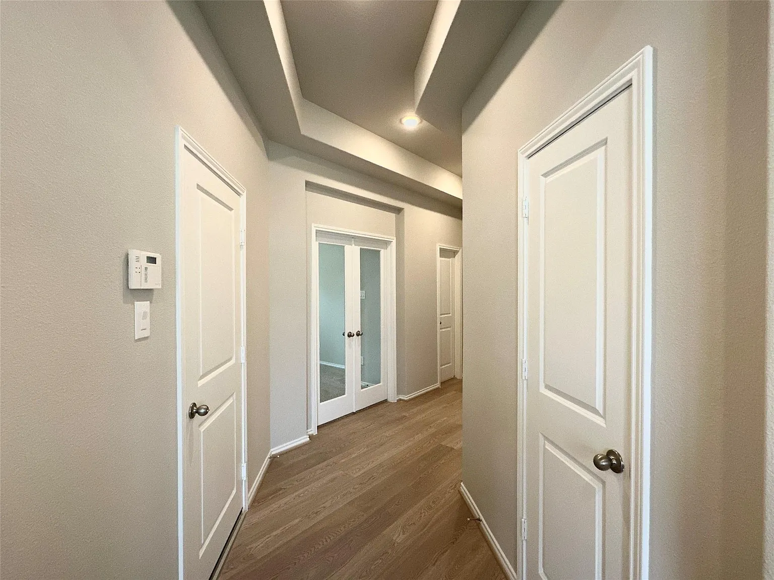 3 bed, 2.5 bath, 1840 sqft, $2,500 — Photo 4