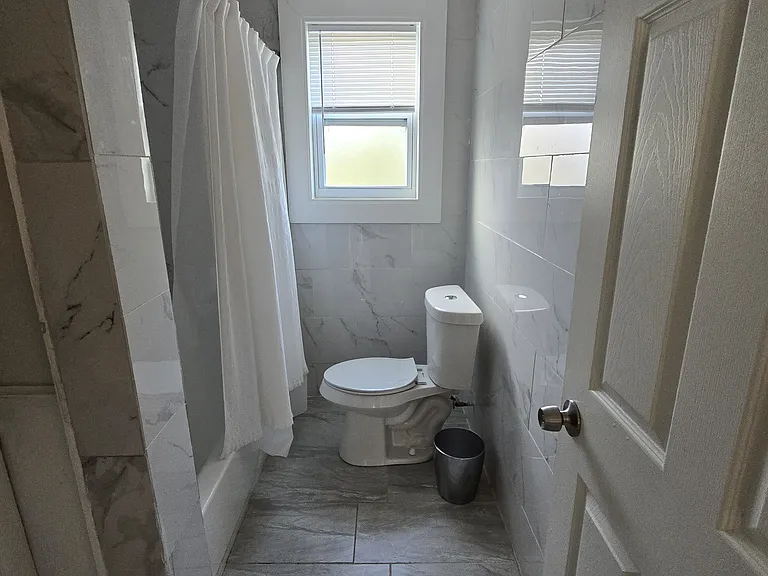 312 E Palmer Ave — Photo 22
