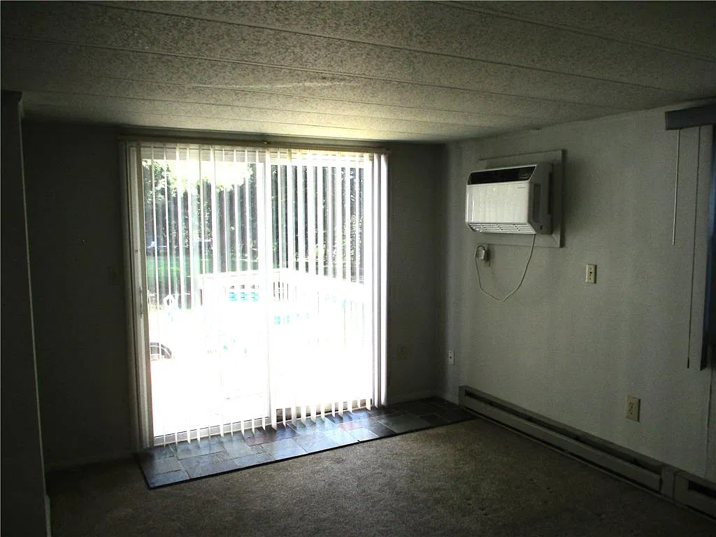 2 bed, 1.0 bath, 1206 sqft, $1,500 — Photo 4