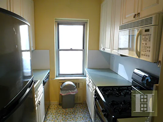 Rented by Halstead Real Estate | media 5