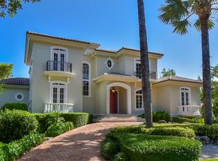 15 S Bridge Ln, Key Largo, FL 33037