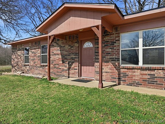 5th image of 1880 McIntosh Rd