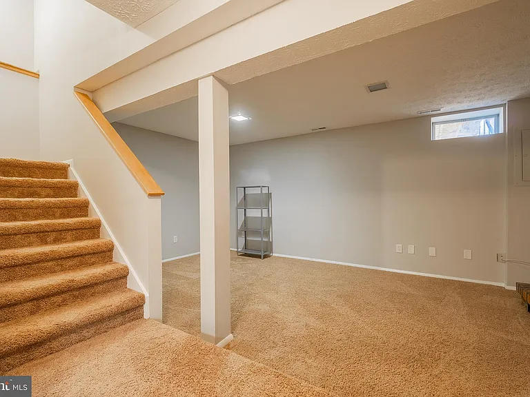 2911 Montauk Ct — Photo 14
