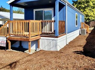 201 Peggy Ave #13, Roseburg, OR 97470