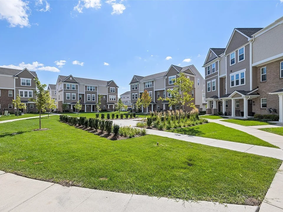 2500 Normandy Rd #28