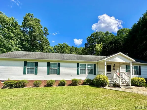 140 Sycamore Ct, Bracey, VA 23919