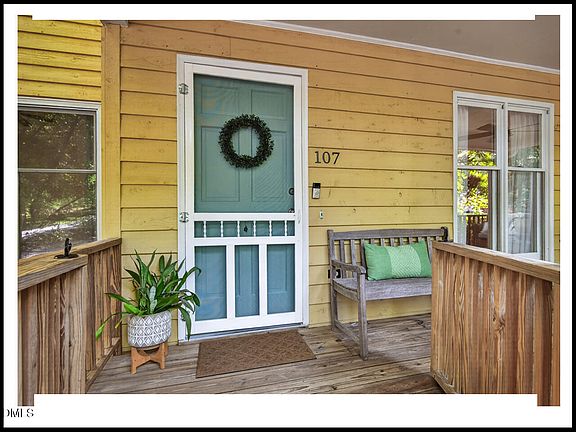 3rd image of 107 Alba Ln