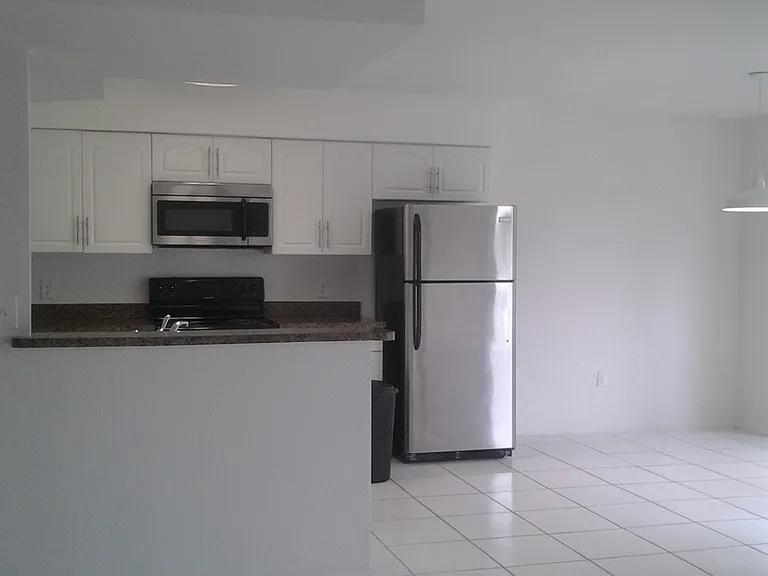 The Mirage Apartments — Photo 176