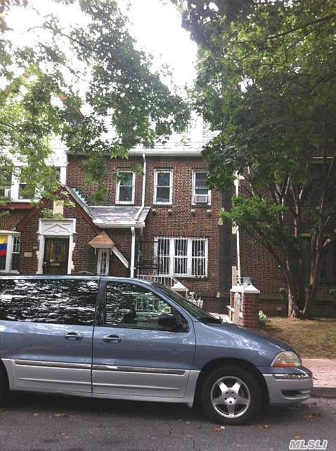 2nd image of 3338 85th St
