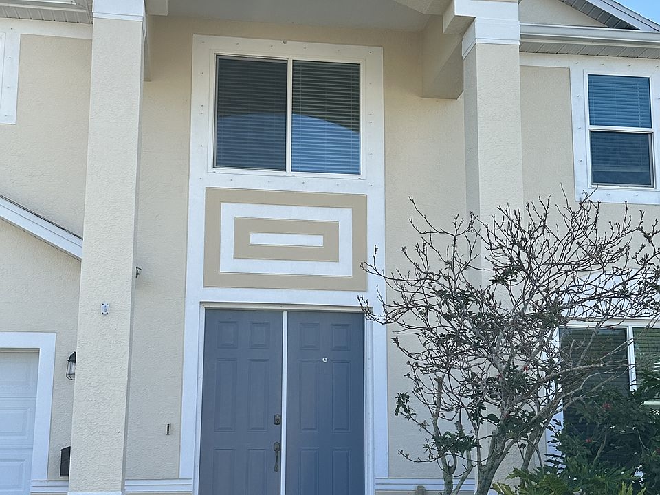 1st image of 567 Glenbrook Cir